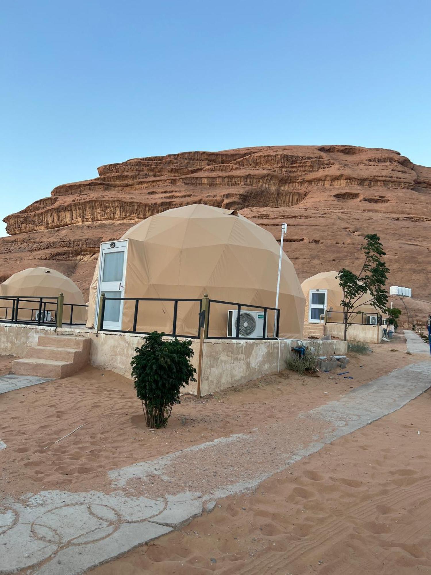 شقة Moon Magic Valley وادي رم المظهر الخارجي الصورة